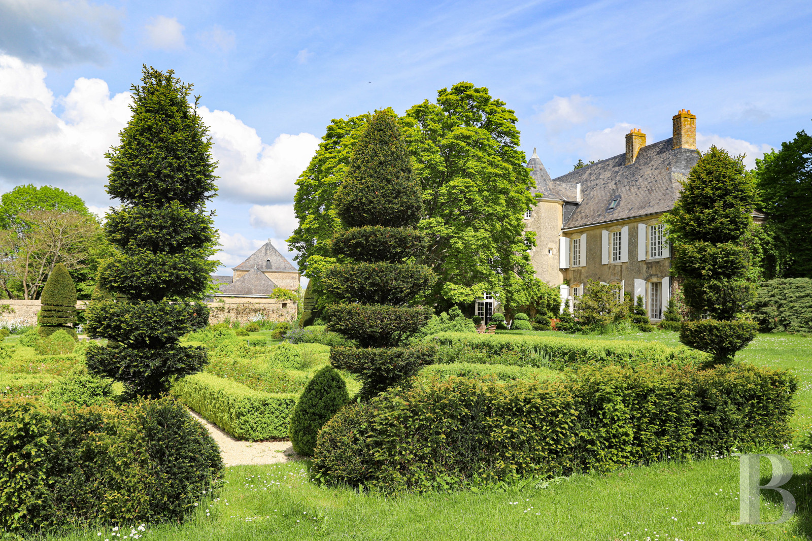 A 15th century manor and its remarkable garden west of Le Mans in Sarthe - photo  n°9